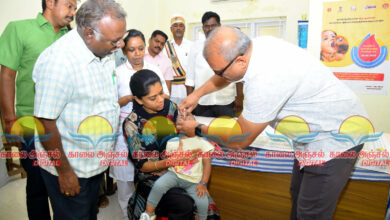 ராமநாதபுரம் புதுத்தெருவில் உள்ள நகர்புற ஆரம்ப சுகாதார நிலையத்தில் டி.ஆர்.ஓ வ.சங்கரநாராயணன்,மருத்துவம் மற்றும் மக்கள் நல்வாழ்வுத்துறை சார்பில் நடைபெற்ற போலியோ சொட்டு மருந்து முகாமினை துவக்கி வைத்து பார்வையிட்டார்.